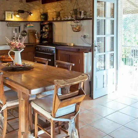 Aux Juges-charming Holiday House With Private Infinitypool! * Agnac